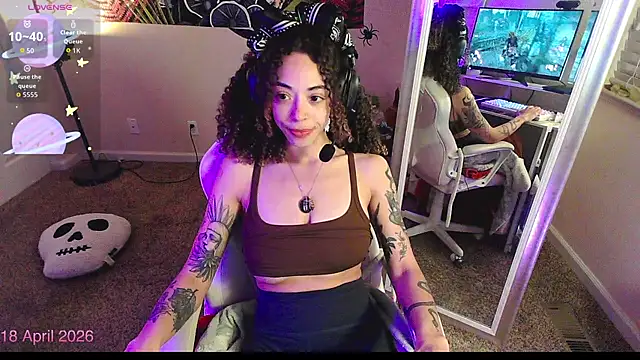 gunzinrose online show from April 19, 2026, 3:07 am