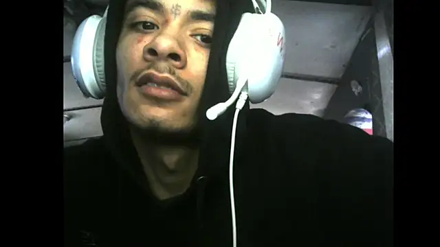 Snapshot of spooky425hd chatting on March 4, 2026, 8:49 pm spooky425hd online show from March 4, 2026, 8:49 pm