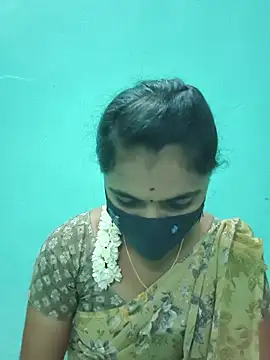 Tamil Hot Shana online show from June 3, 2026, 5:52 am