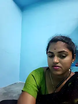 Tamil Hot Shana online show from April 18, 2026, 8:42 pm