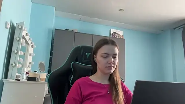 AndreeMerryman online show from February 27, 2026, 2:01 am