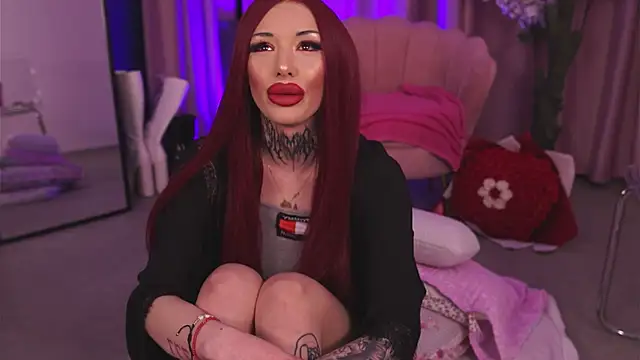 CassandraFoxy online show from February 10, 2026, 5:39 am