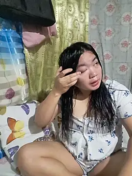 Snapshot of Zyramae_25 chatting on February 10, 2026, 8:24 am Zyramae 25 online show from February 10, 2026, 8:24 am