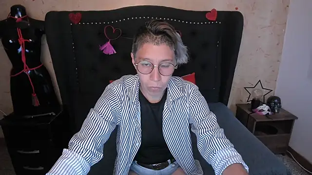 Snapshot of Kali_Panther chatting on February 16, 2026, 12:48 pm Kali Panther online show from February 16, 2026, 12:48 pm