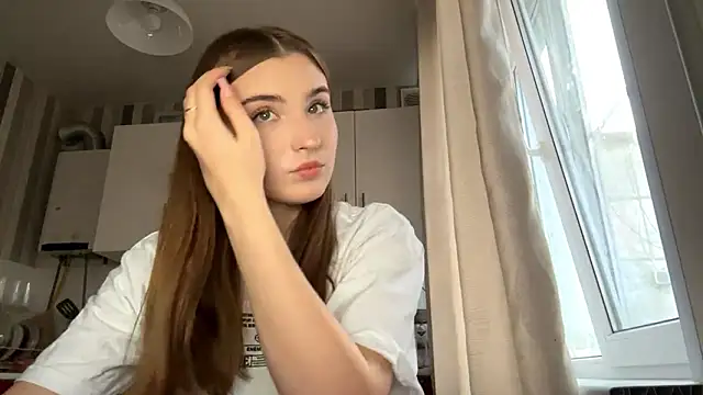 LissaBliss online show from March 27, 2026, 2:51 pm