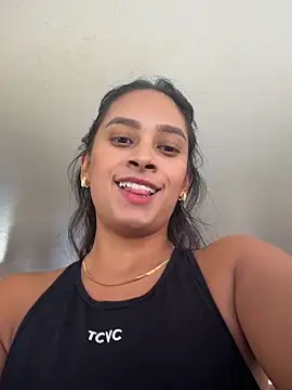 LunaHeat online show from February 28, 2026, 3:22 pm