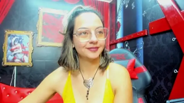 ArianaSommers online show from April 16, 2026, 11:44 am