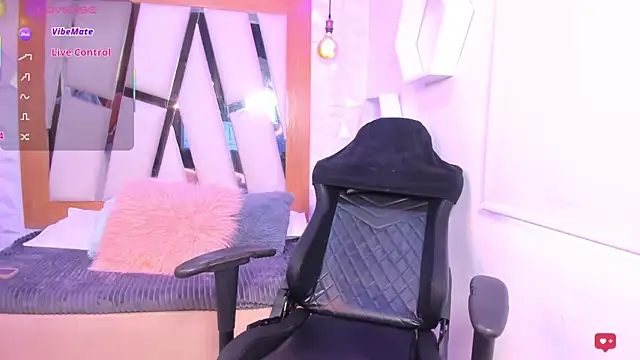 Snapshot of Bella_Miller1_ chatting on February 23, 2026, 6:08 pm Bella Miller1 online show from February 23, 2026, 6:08 pm