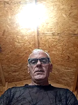 Luanatrav1 online show from July 17, 2026, 2:47 pm