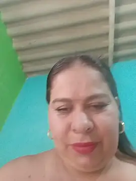 Snapshot of Diana_006 chatting on June 12, 2026, 2:37 pm Diana 006 online show from June 12, 2026, 2:37 pm