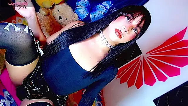 Snapshot of Tatiana_kitty chatting on February 1, 2026, 11:47 pm Tatiana kitty online show from February 1, 2026, 11:47 pm