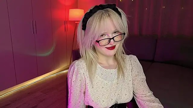 Mary Piersen online show from March 2, 2026, 5:19 am