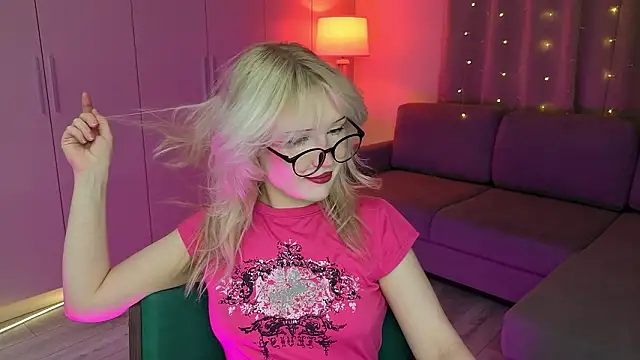 Mary Piersen online show from February 9, 2026, 8:51 pm