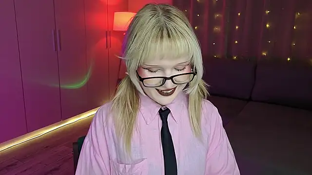 Mary Piersen online show from March 6, 2026, 12:49 am