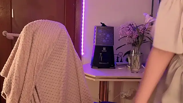 Doll lira online show from February 7, 2026, 11:24 pm