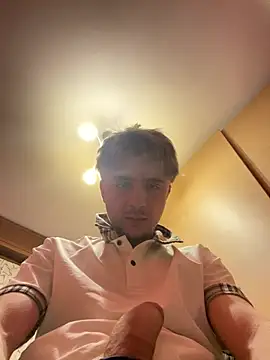 Incolinco07 online show from February 11, 2026, 5:35 pm