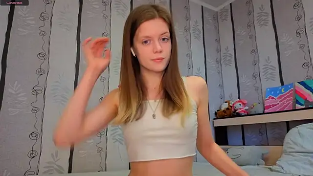 SueFerreyra online show from April 4, 2026, 6:09 am