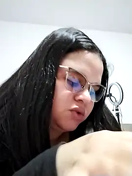 SamanthaStonee online show from February 25, 2026, 8:08 pm