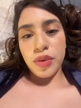 romyamo online show from March 10, 2026, 6:28 am