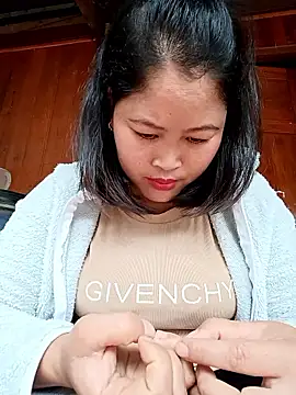 Mayly Sweet online show from February 15, 2026, 3:29 am