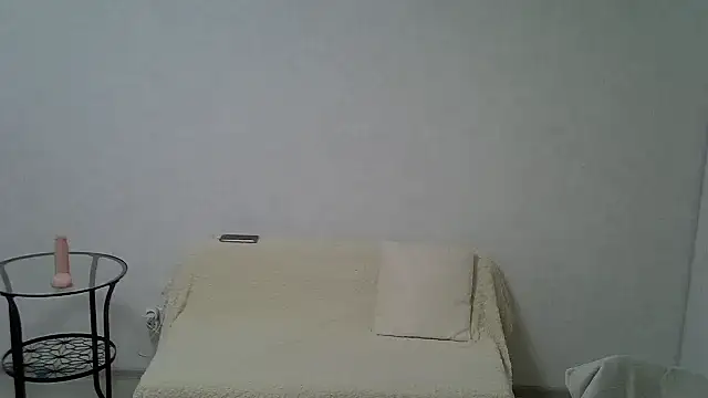 Opaldream online show from June 23, 2026, 7:01 pm