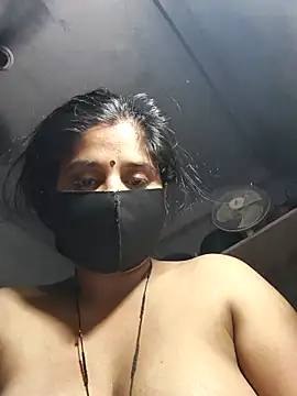 Sexy khushi19 online show from April 9, 2026, 9:54 pm