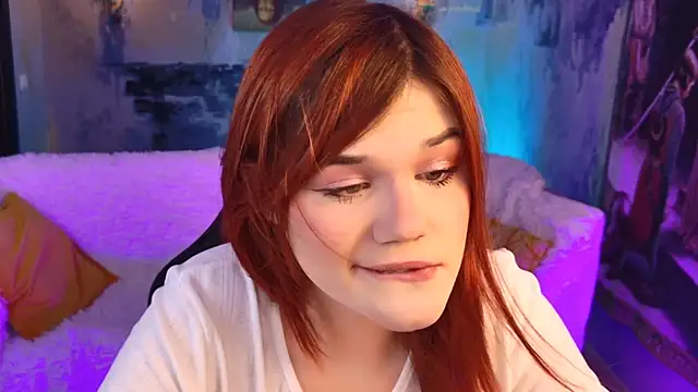 EllieFoxy online show from February 10, 2026, 2:27 pm