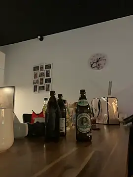 Just-Lilly online show from March 8, 2026, 12:30 pm