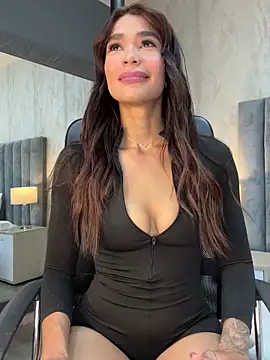 Snapshot of SofiaRivero chatting on February 8, 2026, 8:28 pm SofiaRivero online show from February 8, 2026, 8:28 pm