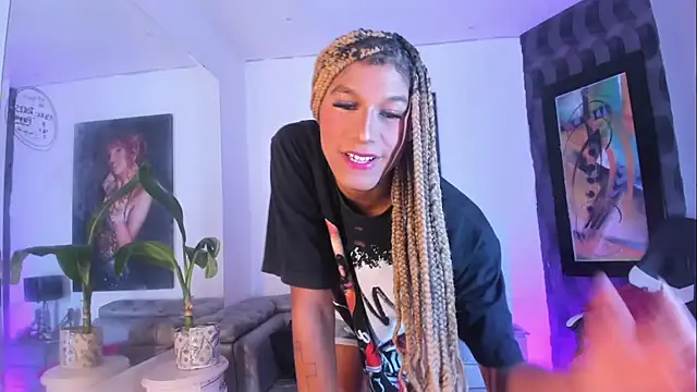 Ciara HotTs online show from May 19, 2026, 11:28 am