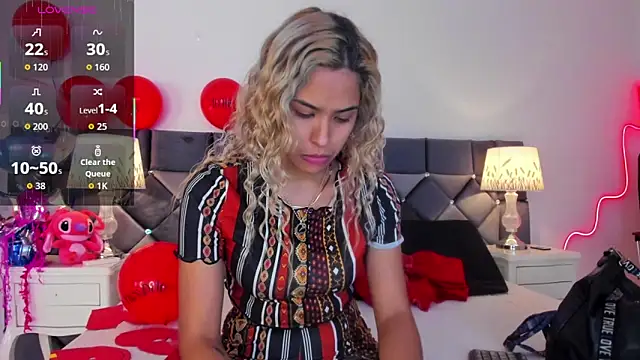 Snapshot of _Giorgiina_ chatting on February 16, 2026, 12:37 pm Giorgiina online show from February 16, 2026, 12:37 pm