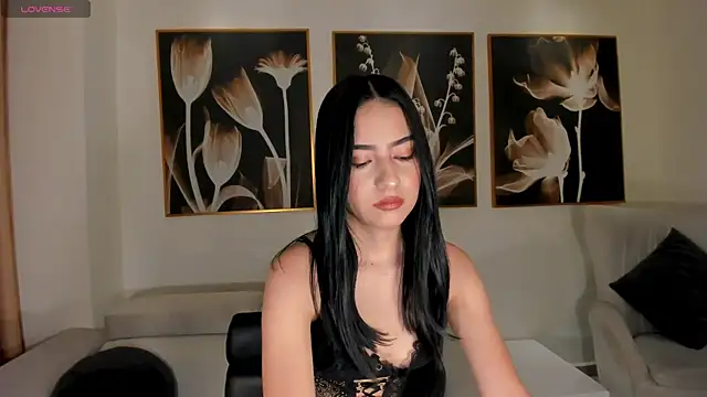 LucieMartin online show from April 19, 2026, 11:44 am