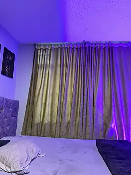 Snapshot of SavageBond_ chatting on March 1, 2026, 12:27 pm SavageBond online show from March 1, 2026, 12:27 pm