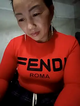 baby 112233 online show from April 18, 2026, 12:18 pm