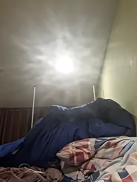 Niinaaa  online show from March 24, 2026, 5:13 pm