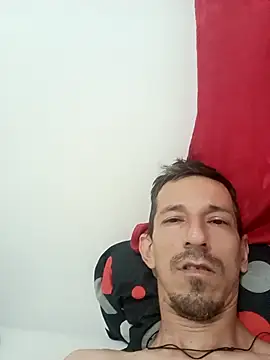 elvergon8721 online show from February 9, 2026, 5:33 pm