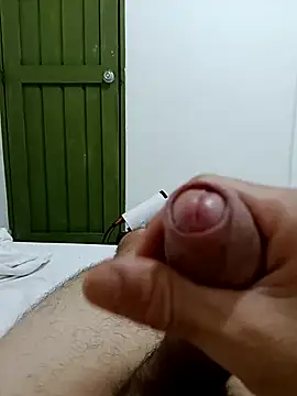 elvergon8721 online show from February 10, 2026, 12:48 pm