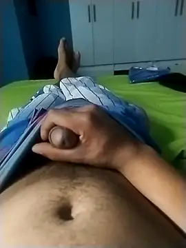 Snapshot of Rakoc30cm chatting on February 18, 2026, 12:30 am Rakoc30cm online show from February 18, 2026, 12:30 am