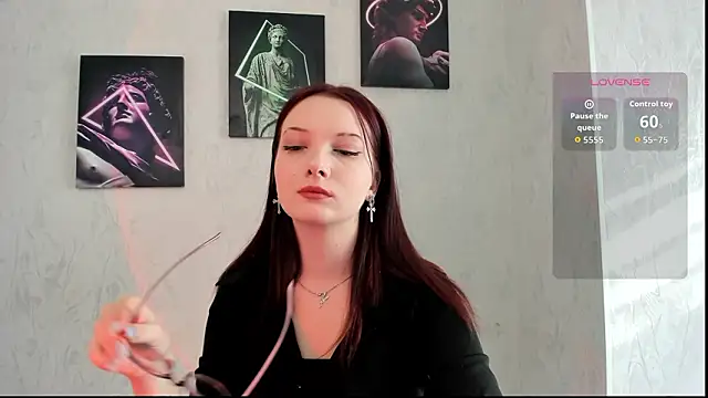 AuroraKane online show from February 4, 2026, 4:51 am