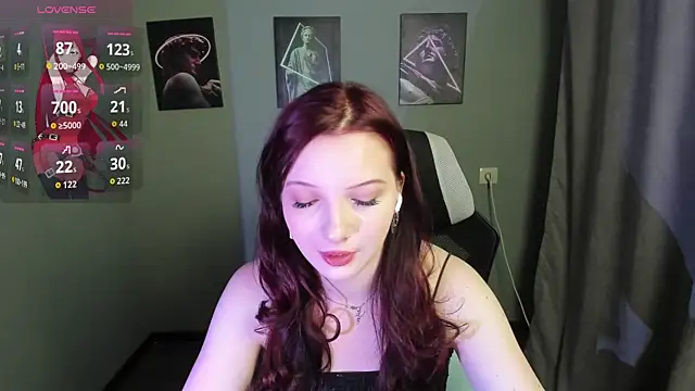 AuroraKane online show from April 2, 2026, 5:08 pm