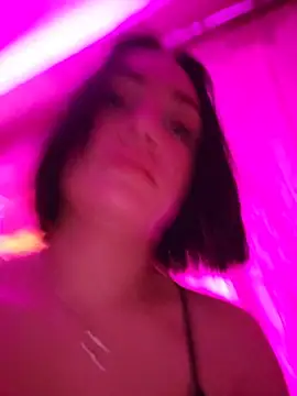 HotDevilGirl  online show from February 27, 2026, 7:14 pm