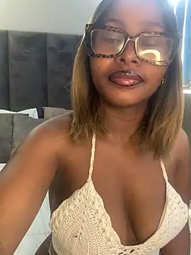 SexyLaylahx online show from February 3, 2026, 12:54 pm