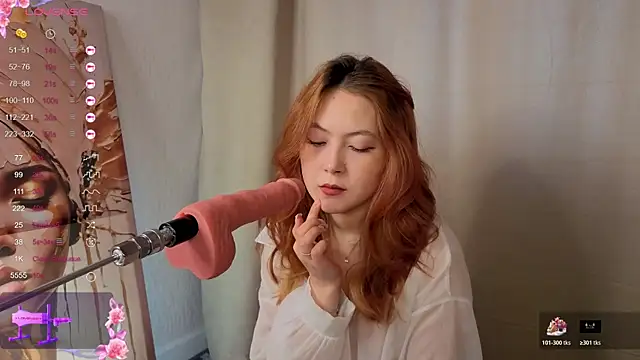 GoddamnSheSoHot online show from April 14, 2026, 2:33 pm