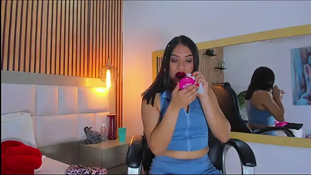 Snapshot of Georgia_Vega chatting on February 20, 2026, 7:27 pm Georgia Vega online show from February 20, 2026, 7:27 pm