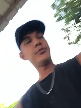  Usher online show from February 24, 2026, 10:10 pm