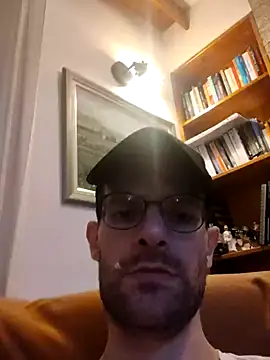 blonde athlete online show from February 3, 2026, 5:18 pm