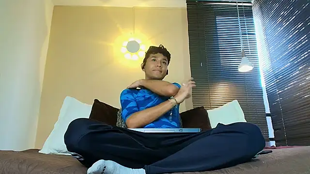 Damon Salvarote S online show from April 17, 2026, 7:06 pm