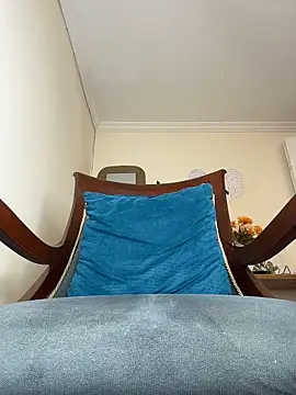 LilaRvsh online show from April 9, 2026, 5:30 pm