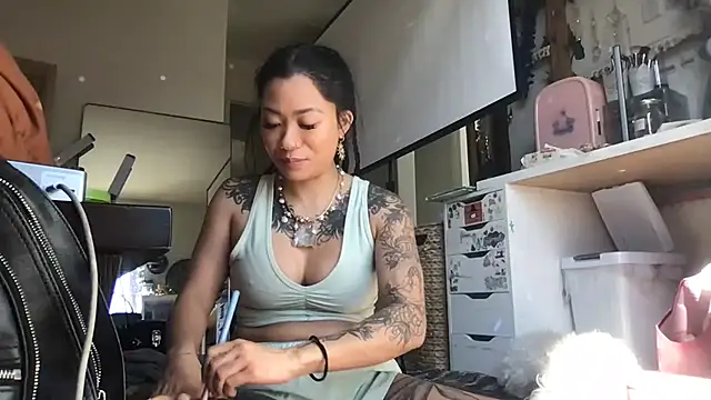 222goddess444you online show from March 14, 2026, 9:32 pm