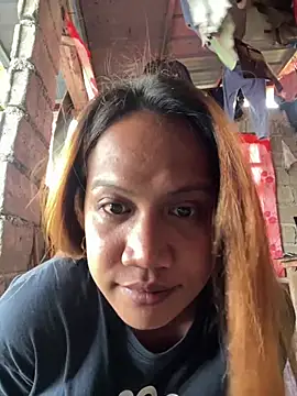 Queen-barbie online show from February 1, 2026, 8:45 am